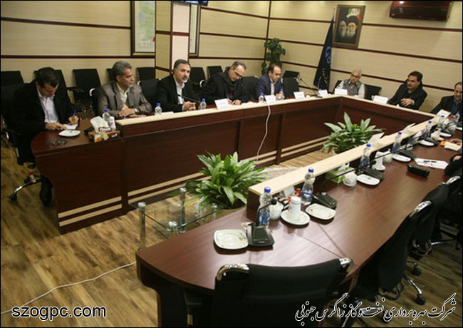 برگزاری جلسه کمیته مدیریت بحران شرکت نفت مناطق مرکزی ایران و شرکت های تابعه 8
