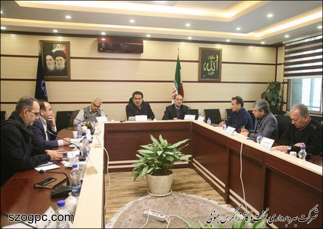 برگزاری جلسه کمیته مدیریت بحران شرکت نفت مناطق مرکزی ایران و شرکت های تابعه 11