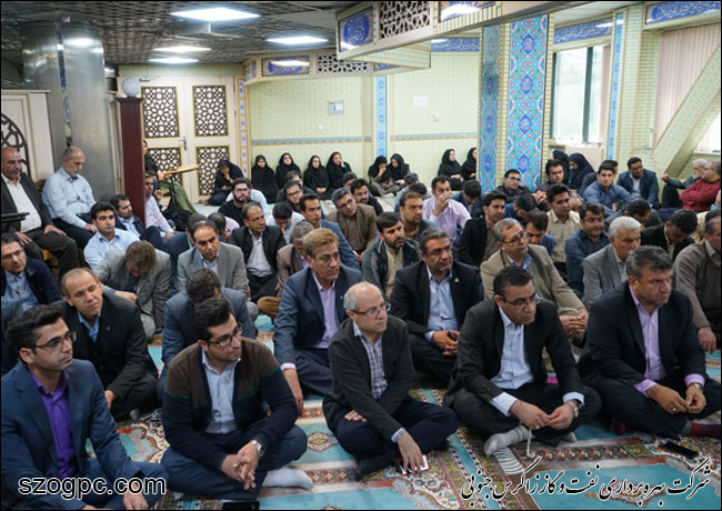 برگزاری مراسم گرامی داشت دهه مبارک فجر در ستاد شرکت بهره برداری نفت و گاز زاگرس جنوبی 10