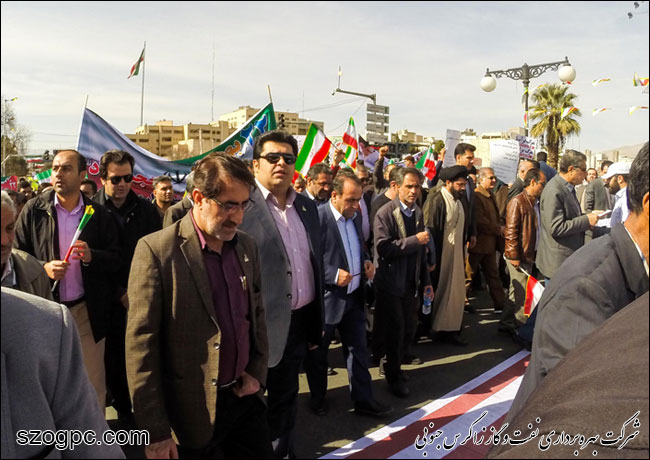 حضور مدیرعامل و کارکنان شرکت نفت و گاز زاگرس جنوبی در مراسم راهپیمایی ۲۲ بهمن ۱۳۹۶ 7