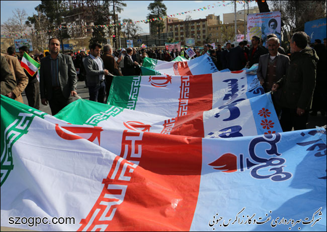 حضور مدیرعامل و کارکنان شرکت نفت و گاز زاگرس جنوبی در مراسم راهپیمایی ۲۲ بهمن ۱۳۹۶