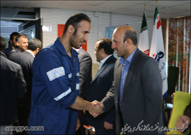 برگزاری دیدار نوروزی مدیرعامل و اعضاء هیات مدیره با کارکنان شرکت بهره برداری نفت و گاز زاگرس جنوبی 2