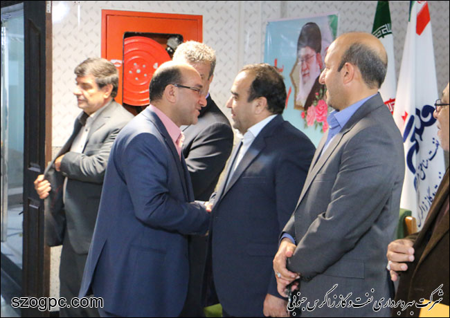 برگزاری دیدار نوروزی مدیرعامل و اعضاء هیات مدیره با کارکنان شرکت بهره برداری نفت و گاز زاگرس جنوبی 5