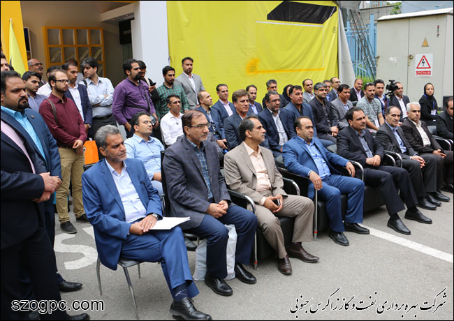 برگزاری آیین رونمایی از نخستین کامیون چاه‌پیمایی و نمودارگیری 4