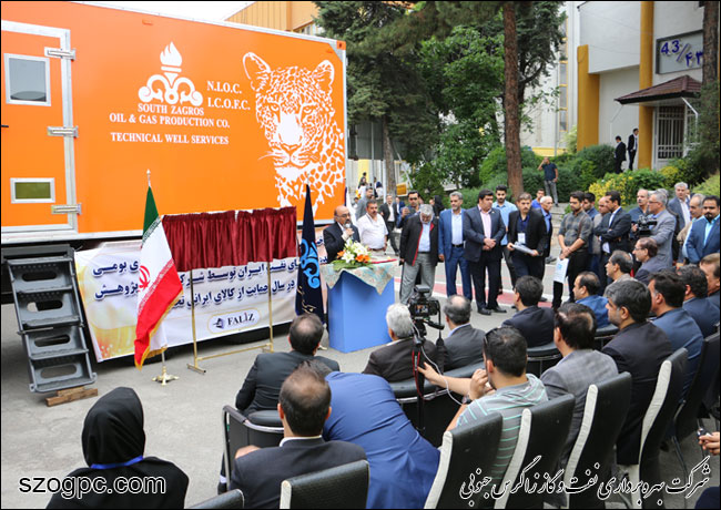 برگزاری آیین رونمایی از نخستین کامیون چاه‌پیمایی و نمودارگیری ساخت داخل