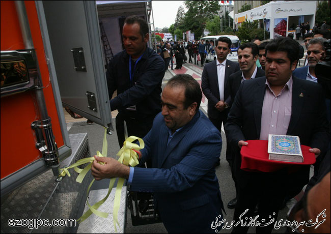 برگزاری آیین رونمایی از نخستین کامیون چاه‌پیمایی و نمودارگیری 11