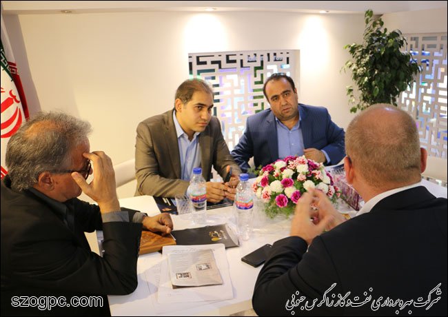 بازدید مدیران عامل شرکت های نفت مناطق مرکزی ایران و بهره برداری نفت و گاز زاگرس جنوبی از بیست و سومین نمایشگاه 2