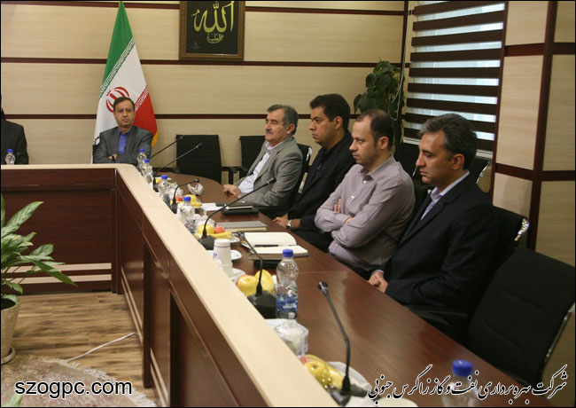 مراسم امضاء تفاهمنامه شرکت نفت مناطق مرکزی ایران با شرکت نفت و گاز پرشیا 4
