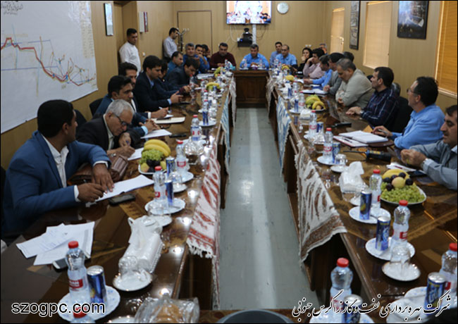 بازدید مدیرعامل شرکت نفت مناطق مرکزی ایران از منطقه عملیاتی آغار و دالان 17
