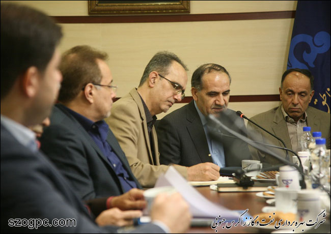 برگزاری مراسم معارفه و تکریم اعضاء هیات مدیره شرکت نفت مناطق مرکزی ایران 3