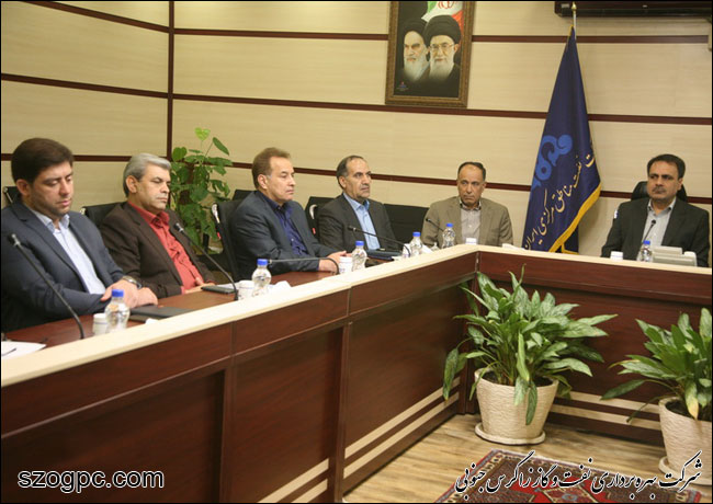 برگزاری مراسم معارفه و تکریم اعضاء هیات مدیره شرکت نفت مناطق مرکزی ایران 4