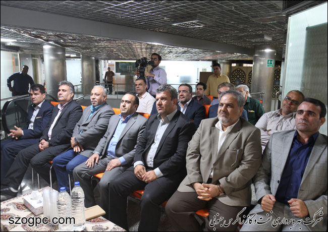 راه انداری سامانه اطلاع رسانی تابلوهای دیجیتال بومی در نفت و گاز زاگرس جنوبی 1
