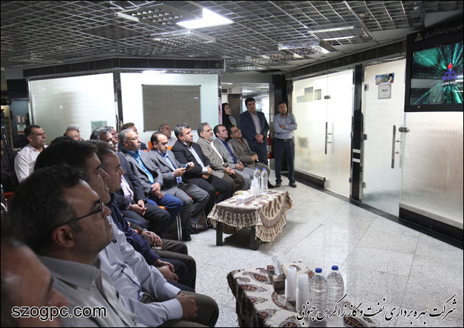 راه انداری سامانه اطلاع رسانی تابلوهای دیجیتال بومی در نفت و گاز زاگرس جنوبی