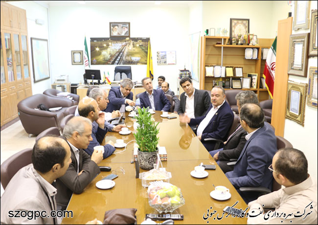 بازدید مدیر نظارت بر تولید شرکت ملی نفت ایران از منطقه عملیاتی پارسیان نفت و گاز زاگرس جنوبی 6