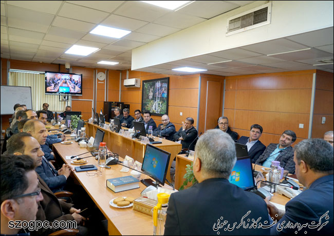 جلسه افتتاحیه دوره آموزشی جامع مدیریت کسب و کار 6