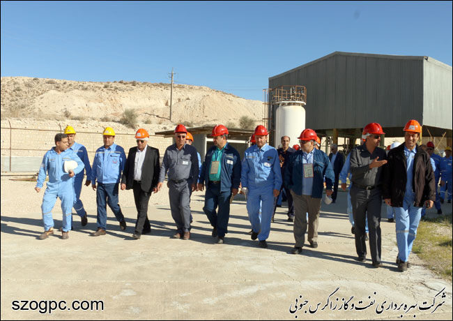 بازدید مدیرعامل نفت و گاز زاگرس جنوبی از منطقه عملیاتی پارسیان 14