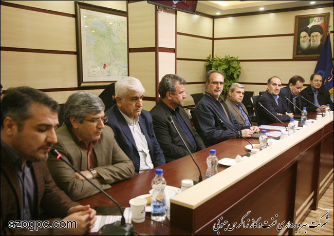برگزاری آیین معارفه و تکریم فرمانده پایگاه بسیج حضرت ولیعصر (عج) 1