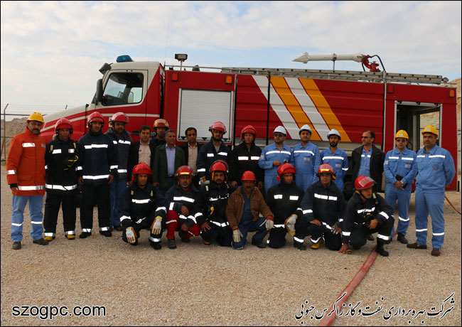 برگزاری مانور نشت گاز و اطفاء حریق تأسیسات فرآیندی در  منطقه عملیاتی پارسیان 5