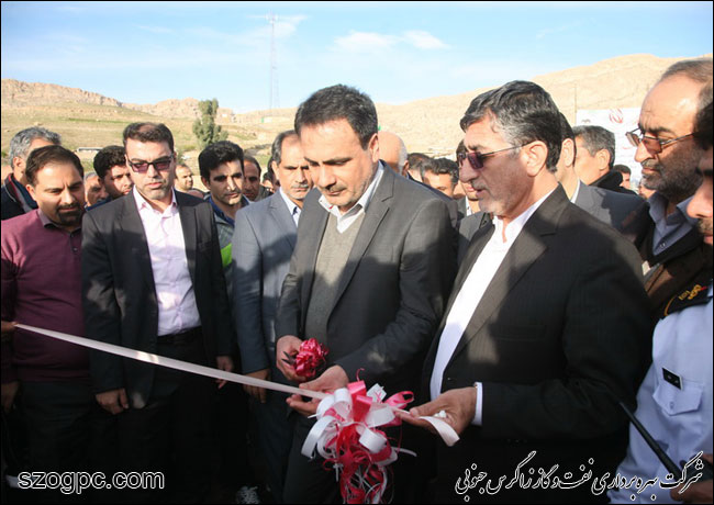 آغاز بهره برداری رسمی از پل ارتباطی شهدای صنعت نفت لرستان