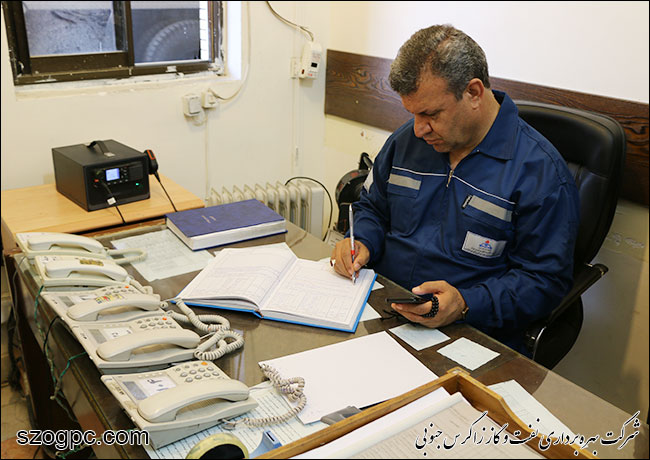 بازدید مدیرعامل، جمعی از مدیران و رؤسای ادارات ستادی شرکت بهرهبرداری نفت و گاز زاگرس جنوبی از مجتمع عملیاتی خلیج فارس و چاههای گازی منطقه عملیاتی سرخون و گشوی جنوبی 15