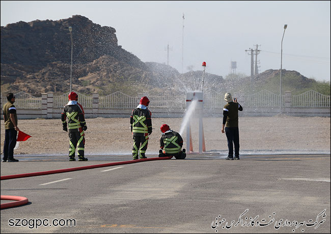 دوازدهمین دوره ارزیابی عملیاتی تخصصی آتش نشانان شرکت نفت و گاز زاگرس جنوبی 7