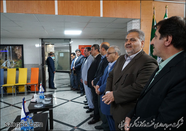 دیدار نوروزی مدیرعامل نفت و گاز زاگرس جنوبی با کارکنان این شرکت 1