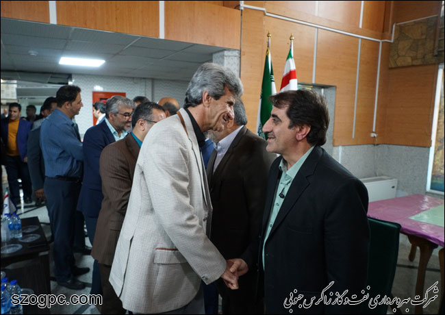 دیدار نوروزی مدیرعامل نفت و گاز زاگرس جنوبی با کارکنان این شرکت 8