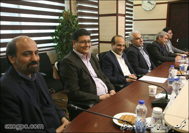 برگزاری آیین معارفه سرپرست امور حقوقی و پیمانها شرکت نفت مناطق مرکزی ایران 9