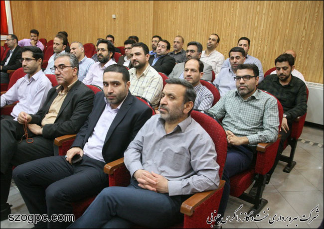 محفل انس با قرآن کریم در شرکت نفت مناطق مرکزی ایران 8
