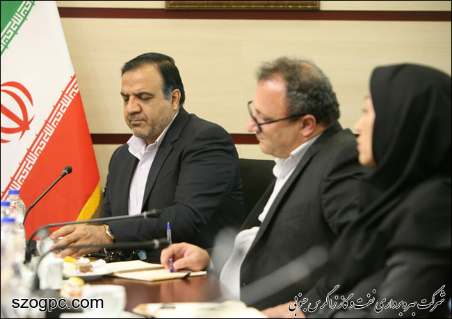 نشست صمیمی مدیرعامل شرکت نفت مناطق مرکزی ایران با رئیس روابط عمومی شرکت ملی نفت ایران 2