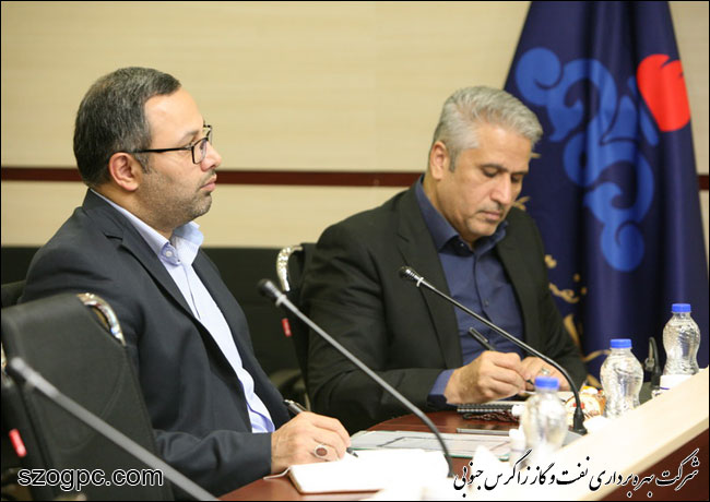 نشست صمیمی مدیرعامل شرکت نفت مناطق مرکزی ایران با رئیس روابط عمومی شرکت ملی نفت ایران 12