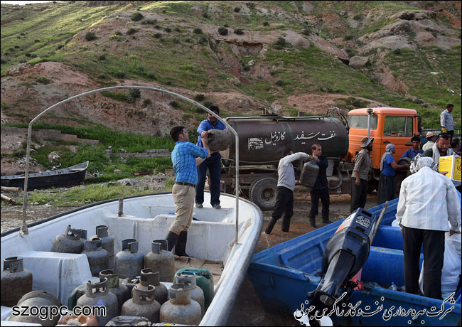 بسیج شرکت ملی نفت ایران در کمک‎رسانی به مناطق سیل‎زده