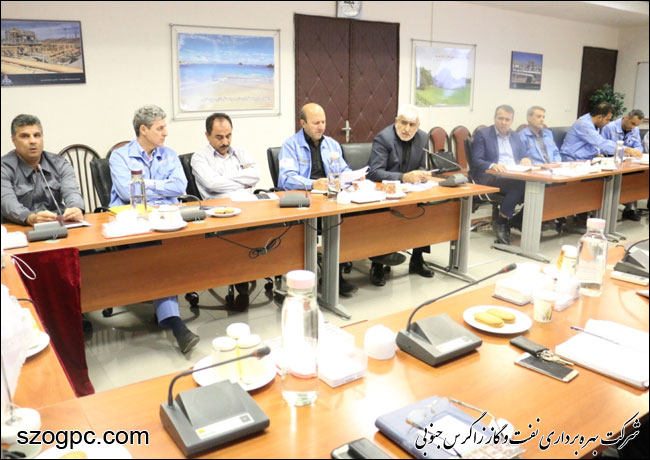 بازدید مدیر منابع انسانی شرکت نفت مناطق مرکزی ایران از منطقه عملیاتی نار و کنگان 7