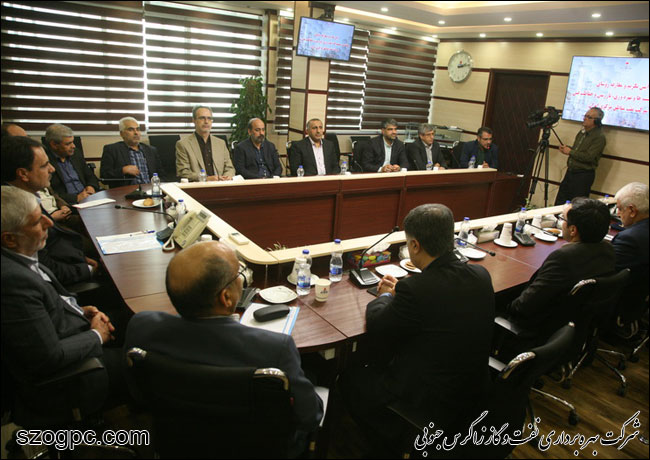 آیین تکریم و معارفه روسای مهندسی سیستم ها و بهره وری و بازرسی و حفاظت فنی شرکت نفت مناطق مرکزی ایران 5