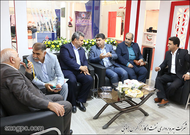 بازدید مدیران صنعت نفت از سیزدهمین نمایشگاه نفت،گاز و پتروشیمی شیراز 6