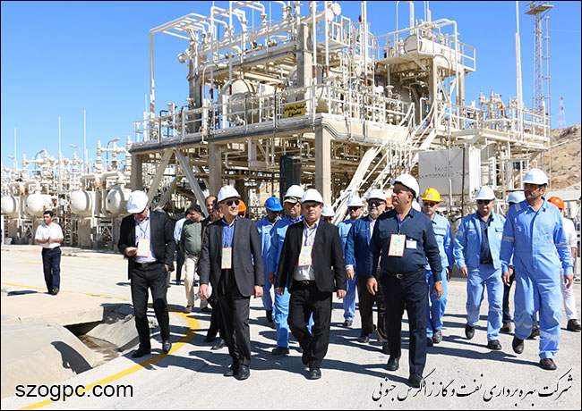 بازدید معاون مدیرعامل شرکت ملی نفت ایران در امور تولید از منطقه عملیاتی نار و کنگان 15