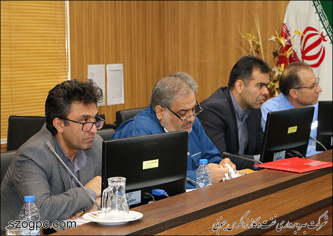 دکتر فرخ علیخانی معاون مدیرعامل شرکت ملی نفت ایران در جلسه ای با حضور مدیران زاگرس جنوبی و مسئولان منطقه عملیاتی آغار و دالان 2
