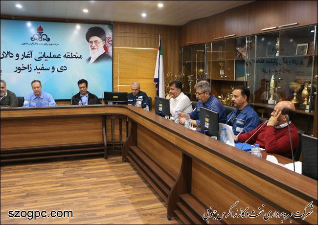 حضور مدیر امور فنی شرکت بهره‌برداری نفت و گاز زاگرس جنوبی در منطقه عملیاتی آغار و دالان 5