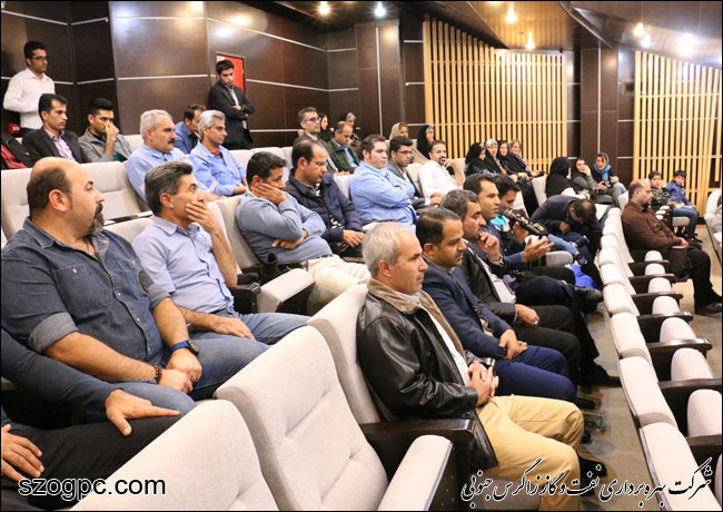 بررسی مشکلات خانواده های کارکنان زاگرس جنوبی در شهرک توحید 18