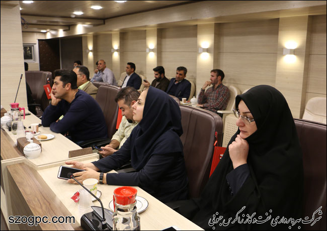 تجلیل از کارکنان مدیریت امور مالی زاگرس جنوبی به مناسبت هفته حسابداری 3