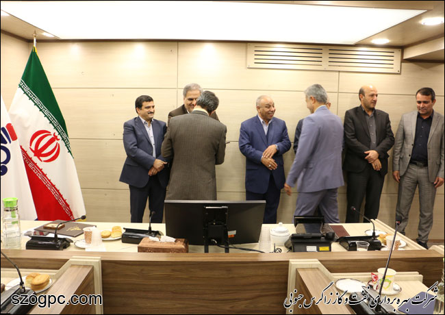 تجلیل از کارکنان مدیریت امور مالی زاگرس جنوبی به مناسبت هفته حسابداری 8
