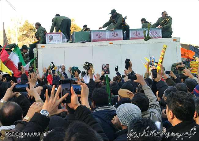 حضور مدیرعامل و جمعی از کارکنان زاگرس جنوبی در مراسم تشییع پیکر مطهر شهید سپهبد پاسدار حاج قاسم سلیمانی