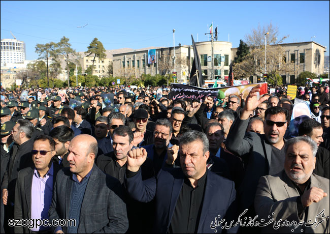 مراسم تشییع پیکر شهید سپهبد حاج قاسم سلیمانی در سومین حرم اهل بیت(ع) 8