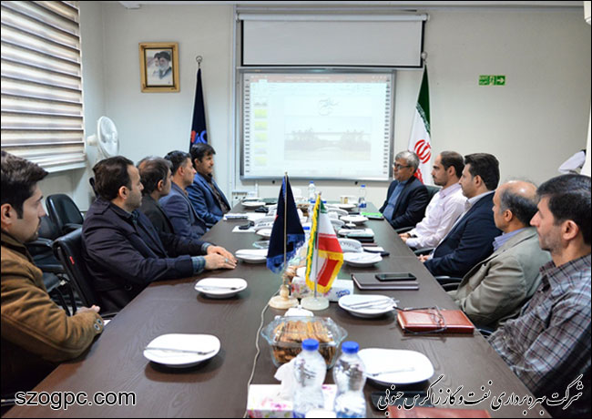 نشست مشترک هم اندیشی رؤسا و کارشناسان بازرسی فنی و خوردگی فلزات شرکت بهره برداری نفت و گاز شرق و شرکت بهره برداری نفت و گاز زاگرس جنوبی 4