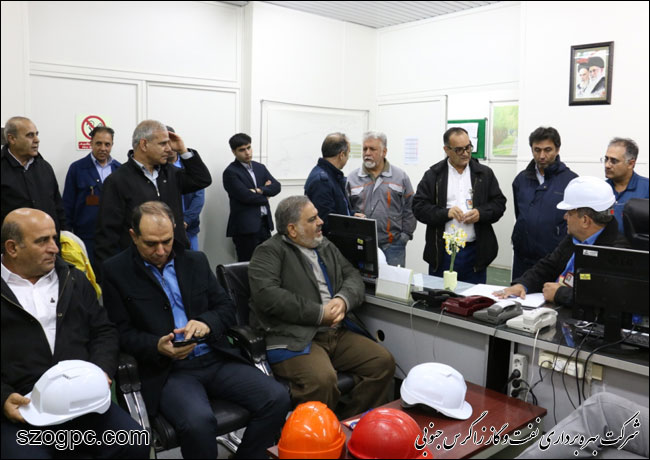 بازدید مدیرعامل شرکت بهره‎برداری نفت و گاز زاگرس جنوبی از منطقه عملیاتی نار و کنگان 23