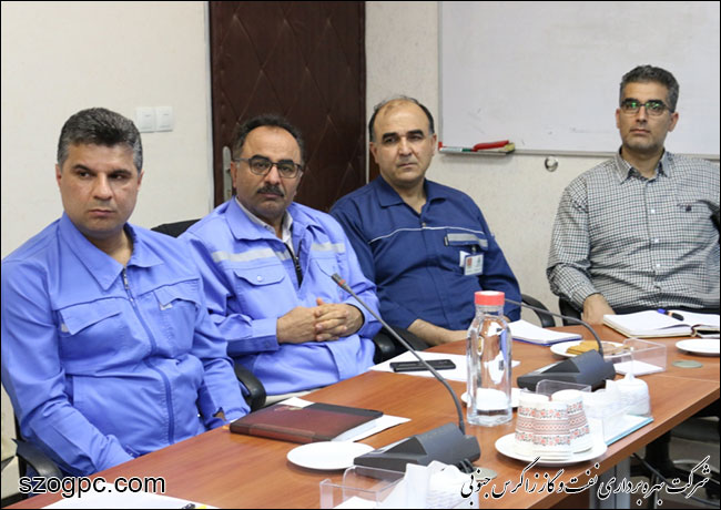 نشست مدیرعامل زاگرس جنوبی با مسئولین منطقه عملیاتی نار و کنگان 2