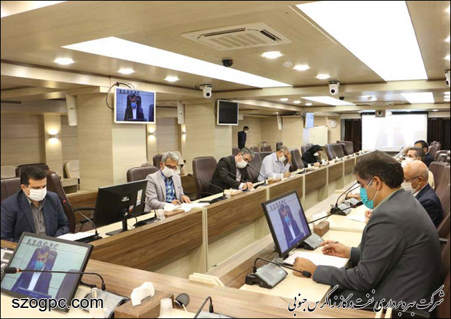 جلسه مالی با مدیر عامل 1