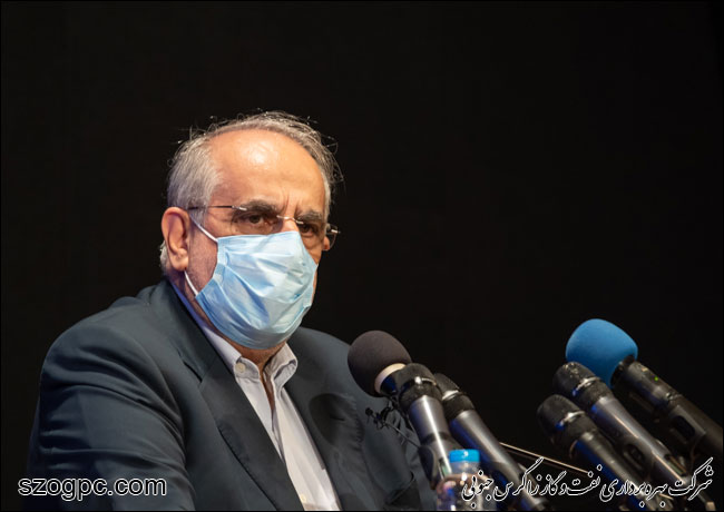 اولویت نفت در اجرای پروژه‌ها حمایت از سازندگان ایرانی است/ اختصاص ۴ درصد از قراردادها برای ایفای مسئولیت‌ اجتماعی نفت