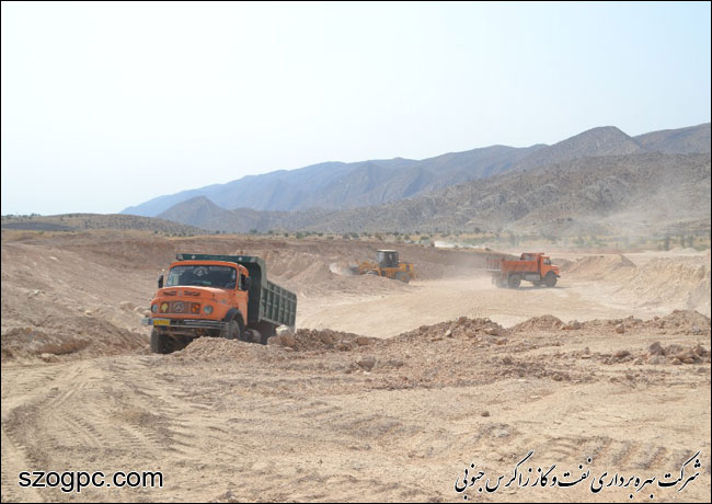 احداث گودال تبخیر۱۶ هزار متر مکعبی 8