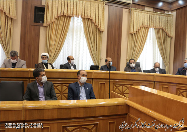 امضای تفاهم نامه همکاری نفت و گاز زاگرس جنوبی و اداره کل آموزش فنی و حرفه‌ای استان فارس 14